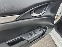 2016 Honda Civic 4dr CVT LX