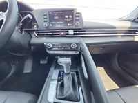 2021 Hyundai Elantra Ultimate IVT