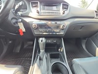 2017 Hyundai Tucson FWD 4dr 2.0L SE