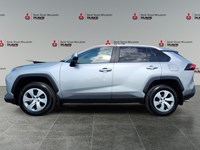 2022 Toyota RAV4 LE AWD