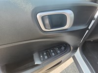 2022 Hyundai Venue Preferred IVT w/Two-Tone