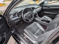 2017 Honda Civic 4dr CVT Touring