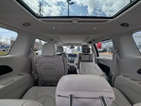 2020 Chrysler Pacifica Hybrid Limited 2WD