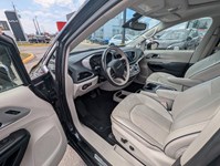 2020 Chrysler Pacifica Hybrid Limited 2WD