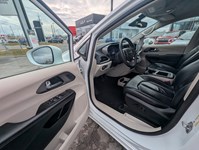 2022 Chrysler Pacifica Touring L AWD