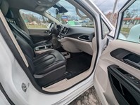 2022 Chrysler Pacifica Touring L AWD