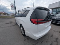 2022 Chrysler Pacifica Touring L AWD