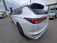 2022 Mitsubishi Outlander LE Premium S-AWC