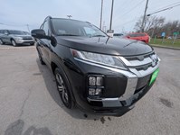 2023 Mitsubishi RVR SEL AWC