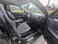 2023 Mitsubishi RVR SEL AWC
