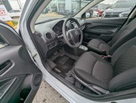 2024 Mitsubishi Mirage ES CVT