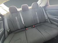 2022 Hyundai Elantra Preferred IVT