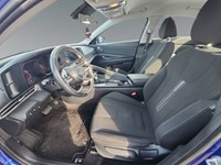 2022 Hyundai Elantra Preferred IVT