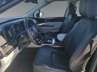 2023 Kia Carnival EX FWD