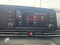 2022 Hyundai Elantra Preferred IVT