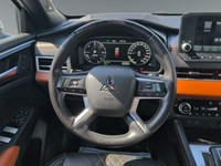 WHITE DIAMOND 2023 Mitsubishi Outlander Plug-In Hybrid GT S-AWC