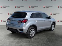 2024 Mitsubishi RVR SE AWC
