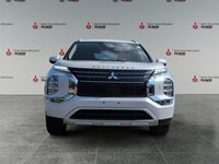 WHITE 2022 Mitsubishi Outlander SE S-AWC