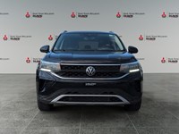 DEEP BLACK PEAR 2023 Volkswagen Taos Comfortline 4MOTION *Ltd Avail*