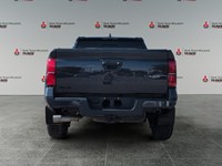 UNDERGROUND 2024 Toyota Tacoma 4x4 Double Cab Auto