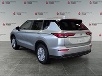 STERLING SILVER 2024 Mitsubishi Outlander ES S-AWC