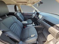 2022 Mitsubishi Outlander Plug-In Hybrid LE S-AWC