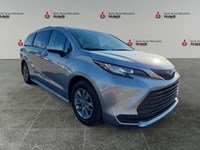 2022 Toyota Sienna LE 8-Passenger FWD