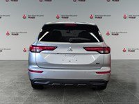 STERLING SILVER 2024 Mitsubishi Outlander ES S-AWC