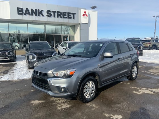 2016 Mitsubishi RVR SE
