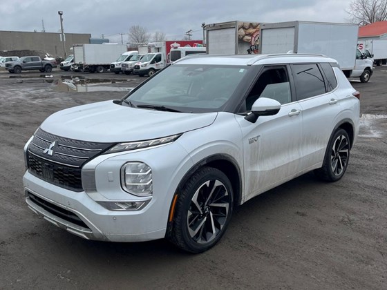 2023 Mitsubishi Outlander Plug-In Hybrid GT