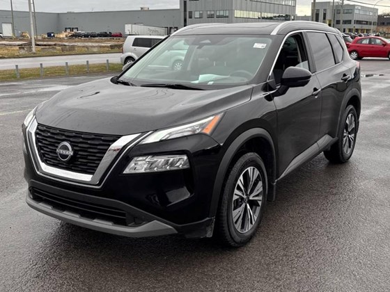 2023 Nissan Rogue SV Moonroof