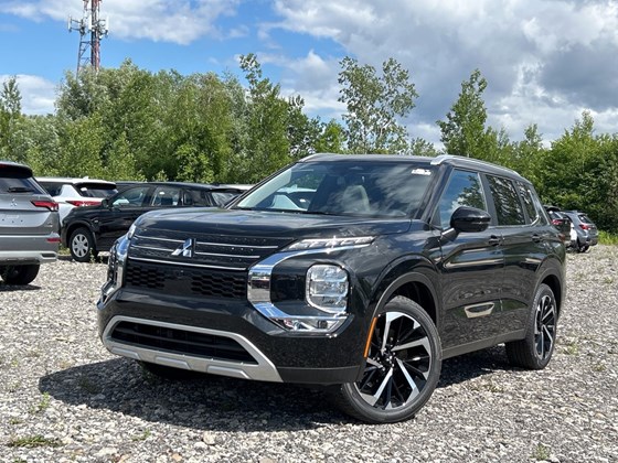 2024 Mitsubishi Outlander SEL