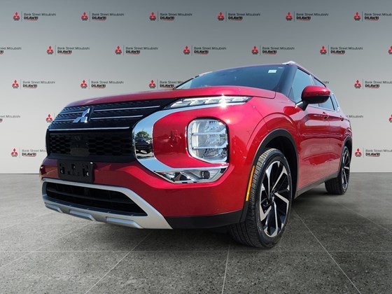 2022 Mitsubishi Outlander LE