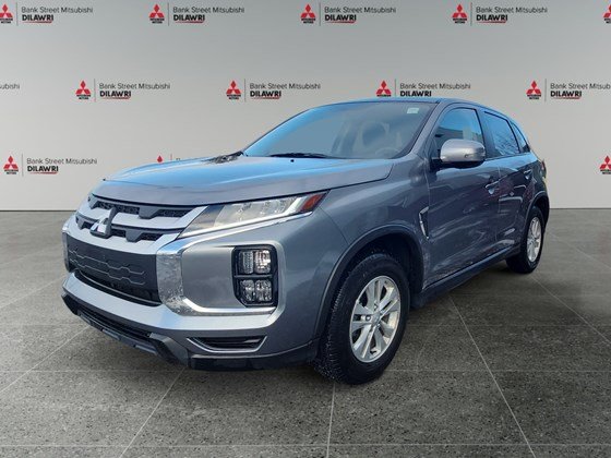 2024 Mitsubishi RVR SE