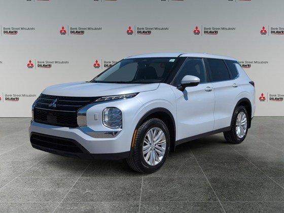 2023 Mitsubishi Outlander ES