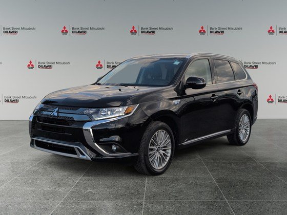 2022 Mitsubishi Outlander Plug-In Hybrid SE