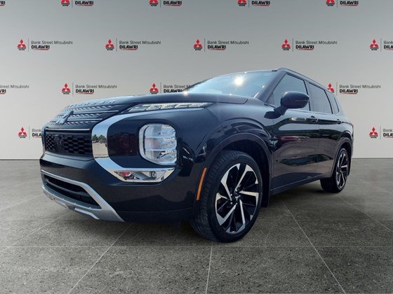 2022 Mitsubishi Outlander LE