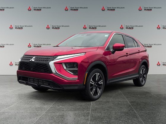 RED DIAMOND 2024 Mitsubishi Eclipse Cross ES