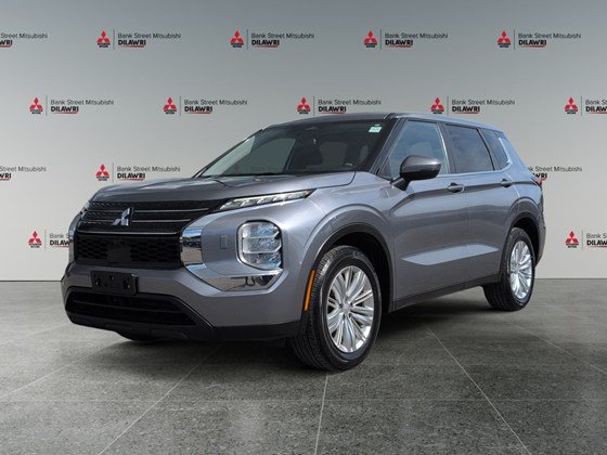 TITANIUM GREY 2022 Mitsubishi Outlander ES