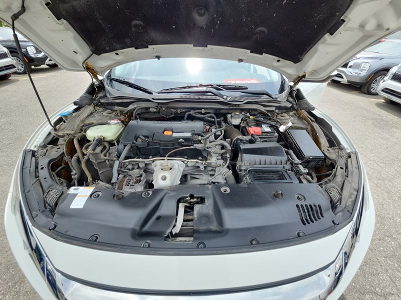2016 Honda Civic 4dr CVT LX