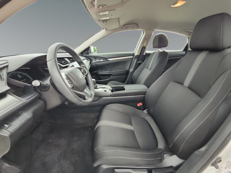 2016 Honda Civic 4dr CVT LX