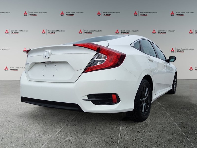 2016 Honda Civic 4dr CVT LX