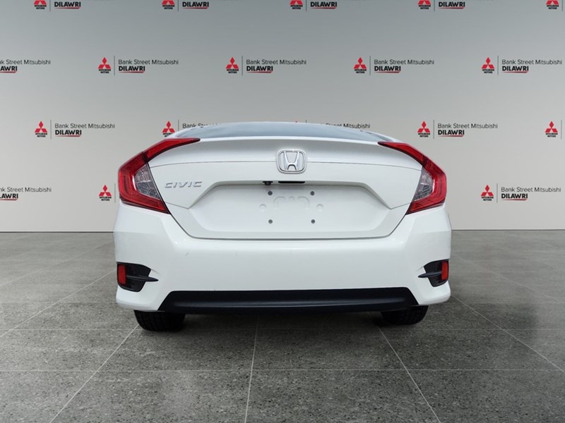 2016 Honda Civic 4dr CVT LX