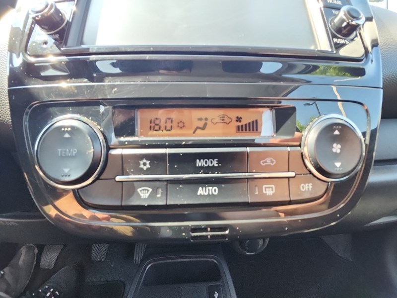 2023 Mitsubishi Mirage ES Manual