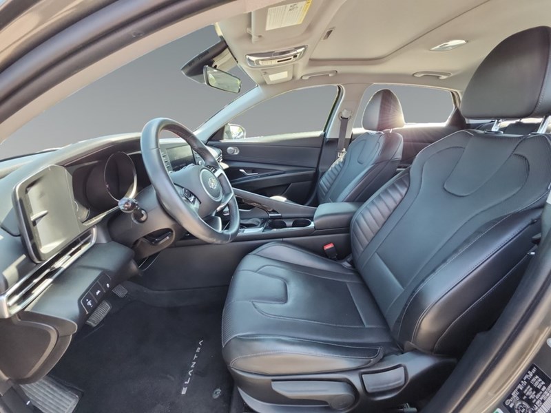 2021 Hyundai Elantra Ultimate IVT