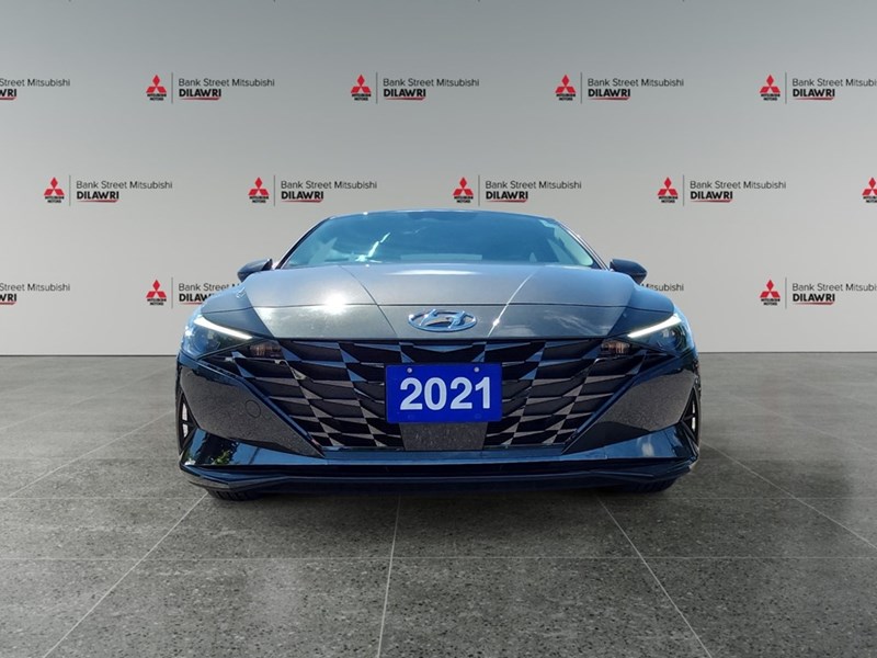 2021 Hyundai Elantra Ultimate IVT