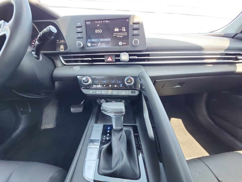 2021 Hyundai Elantra Ultimate IVT