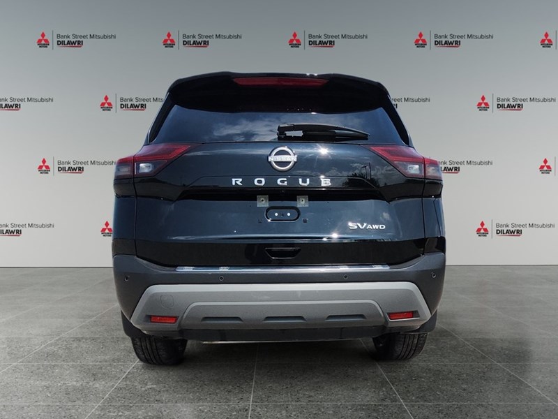 2023 Nissan Rogue AWD SV Moonroof