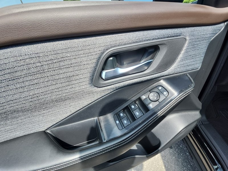 2023 Nissan Rogue AWD SV Moonroof