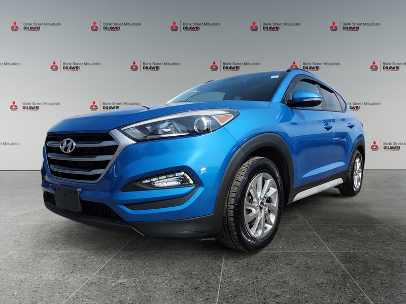 2017 Hyundai Tucson FWD 4dr 2.0L SE